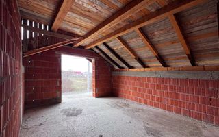 Casa P+M la rosu | 204 mp | 5 ari teren | compartimentare excelenta | Satulung. - Poză 15