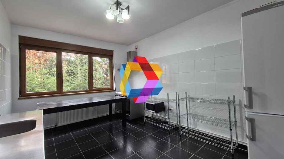 Casa 270mp zona centrala - Poză 3