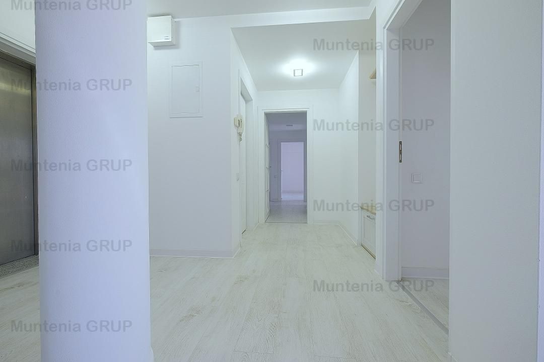 Aviatorilor - Uruguay, super penthouse, 4 camere, etaj 4 in bloc 2002 - Poză 3