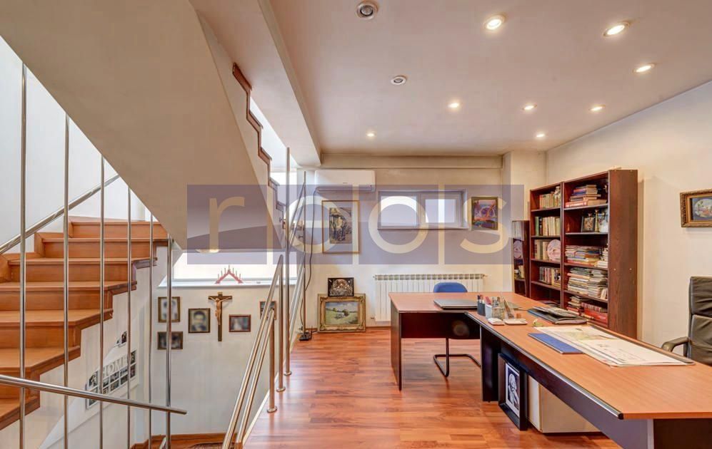 VILĂ INDIVIDUALĂ 5 CAMERE DOMENII - Poză 4