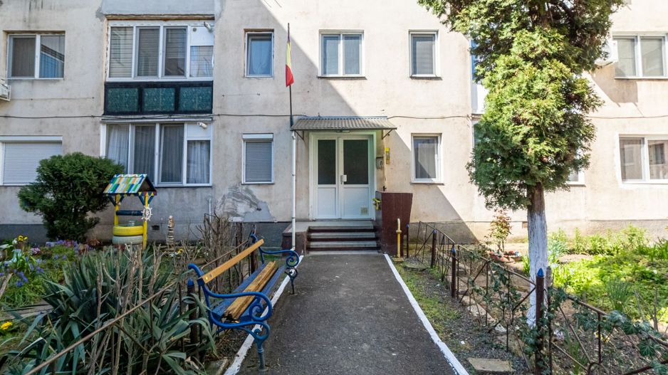 Apartament 2 camere într-o zonă liniștită - Poză 6