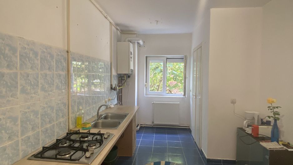 Casa de vânzare/închiriere zona Lunei - Poză 34