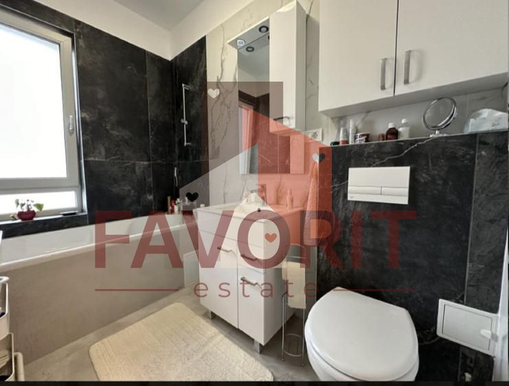 Etaj 1. Mobilat si utulat. Loc de parcare - Poză 7