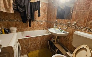 DE VANZARE  3 CAMERE GHENCEA-BRASOV |  2 BAI | METROU - Poză 5