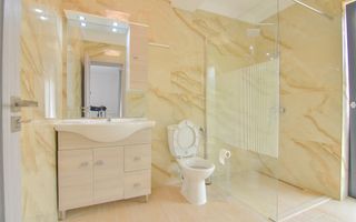Casa noua tip duplex, 2 dormitoare cu 2 bai, curte, Sacele, PETFRIENDL - Poză 12