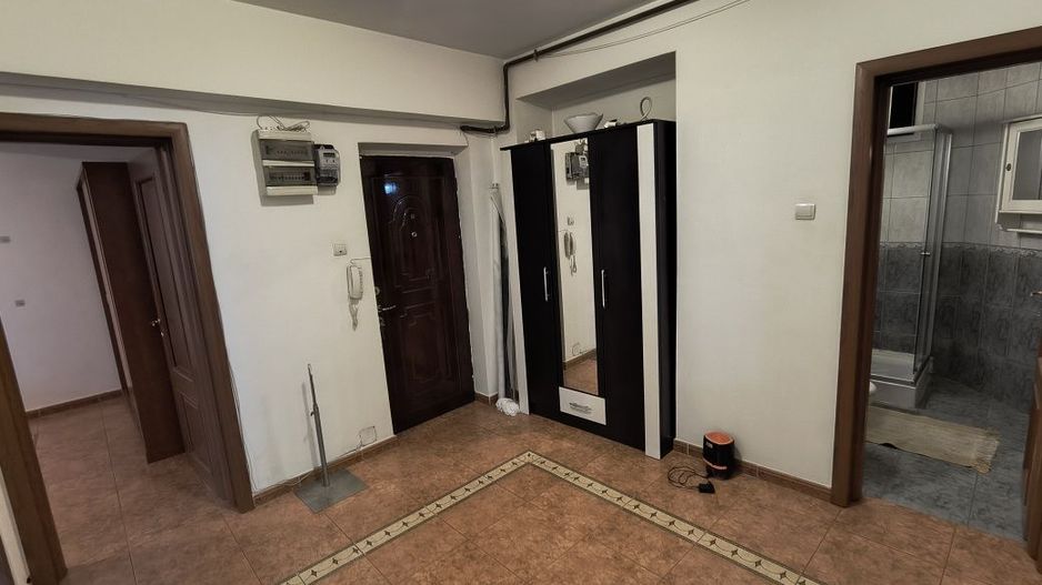 inchiriez 2 camere decomandat Unirii/Centrala Proprie - Poză 5