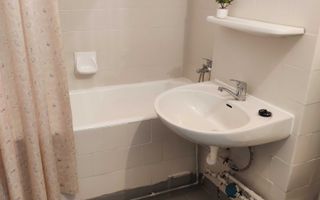 Apartament cu 1 camera de închiriat Zona Cetate Alba Iulia - Poză 3
