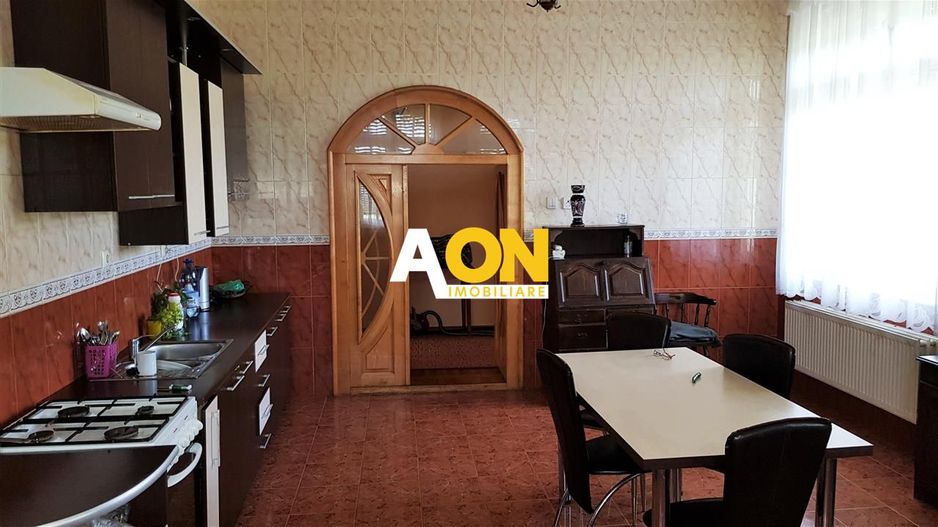 Casa de vanzare Cetate pretabila ca pensiune - Poză 10