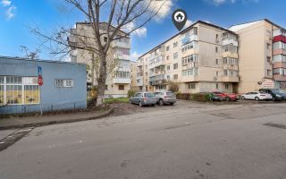 Apartament 3 camere mari, 75 mp, etaj 1, zona Favorit - Poză 1