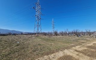 Teren intravilan | De vanzare | 3735 mp | 18 ml deschidere | Arex - Poză 2