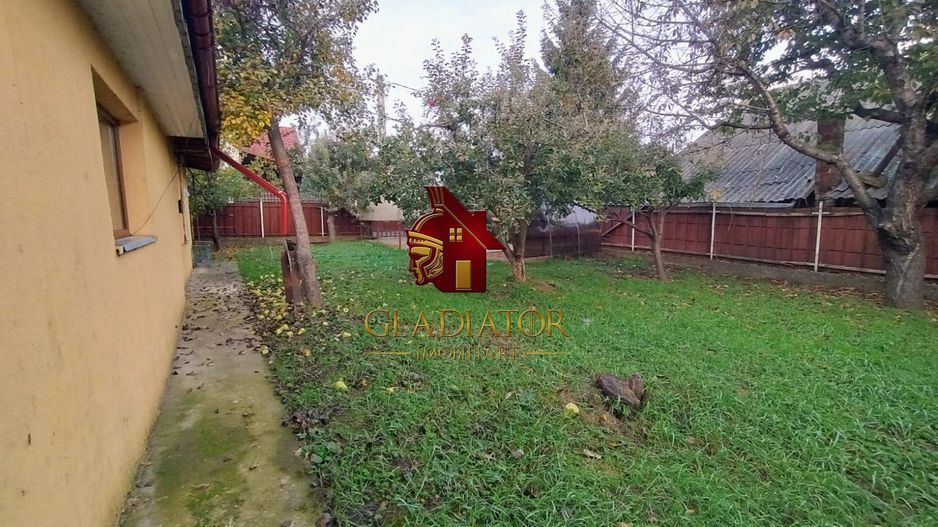 Casa cu teren 491 mp la pret de apartament cu 1 camera in Nicolina - Poză 6