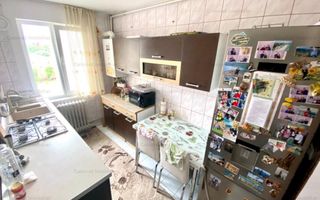 2 Camere Decomadat - Zona Primaverii - Podu Ros - Poză 4