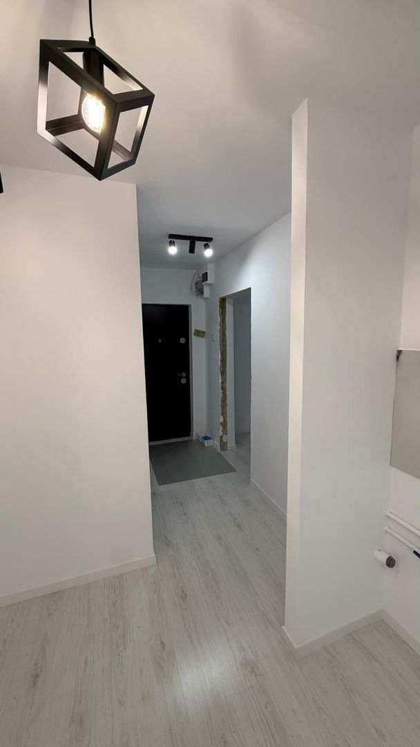 GARSONIERA | RENOVATA COMPLET | METROU GORJULUI - Poză 4