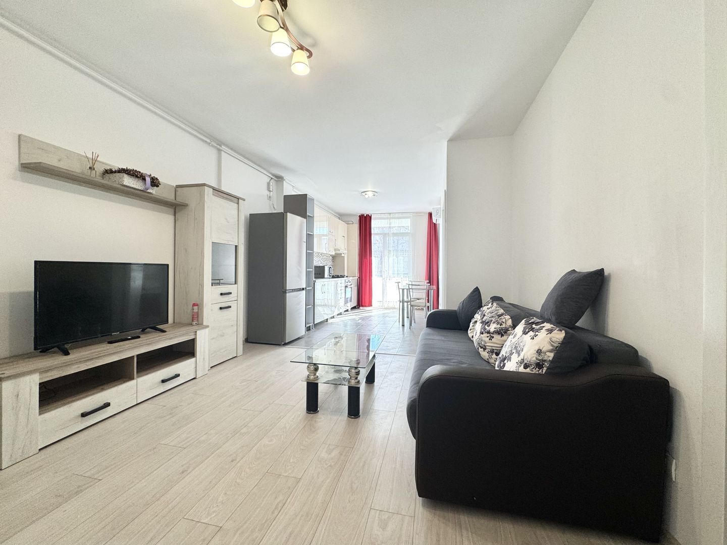 Apartament 2 camere elegant, aproape de centru, complex modern - Poză 1