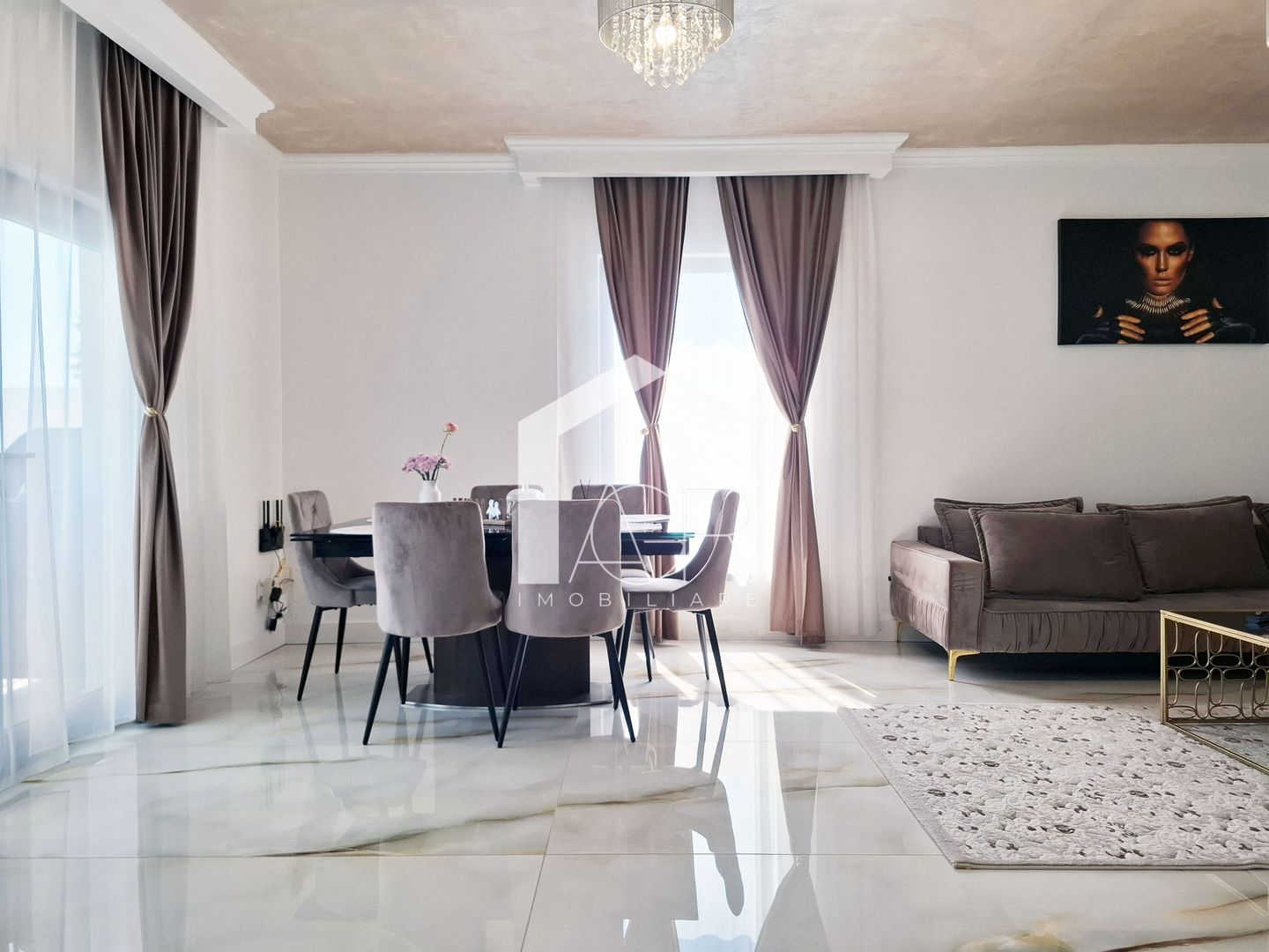 Casa cu 4 camere, parter, Targsoru Nou - Poză 3