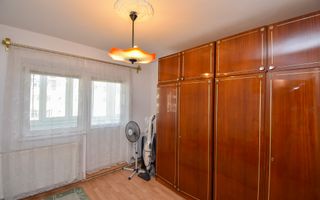 Locație excelentă, potențial nelimitat – Apartament cu 3 camere - Poză 3