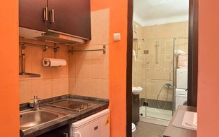 DE VÂNZARE APARTAMENT 2 CAMERE ZONA ULTRACENTRAL PIAȚA AMZEI - Poză 4