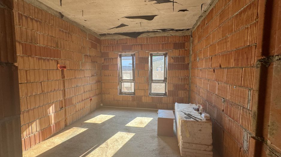 Sanmihaiu Roman,1/2 Duplex , Parter, 3 camere,o baie ,Terasa Acoperita - Poză 10