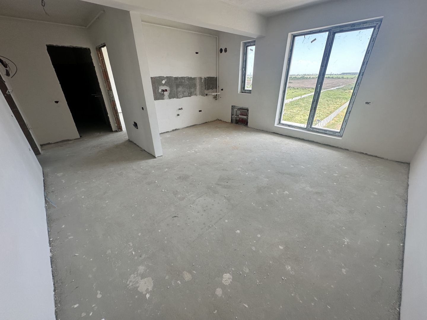 AP. 2 CAMERE INDEPENDENTEI, FINALIZARE SEPTEMBRIE, PARCARE,COMISION 0% - Poză 3