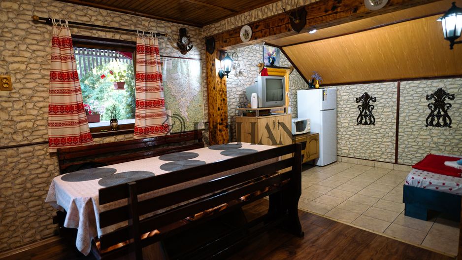 Casă de Vacanță Amenajată | Vălișoara DJ107M | Ciubăr · Foișor · BBQ | - Poză 11