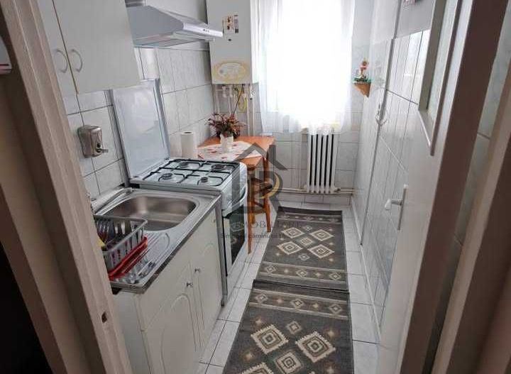 Apartament 2 camere decomandat – Podu Roș - Poză 1