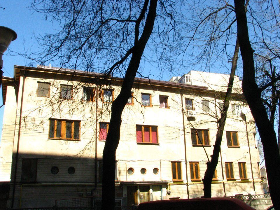 9 camere, Bd. Ferdinand, langa metrou Iancului - Poză 1