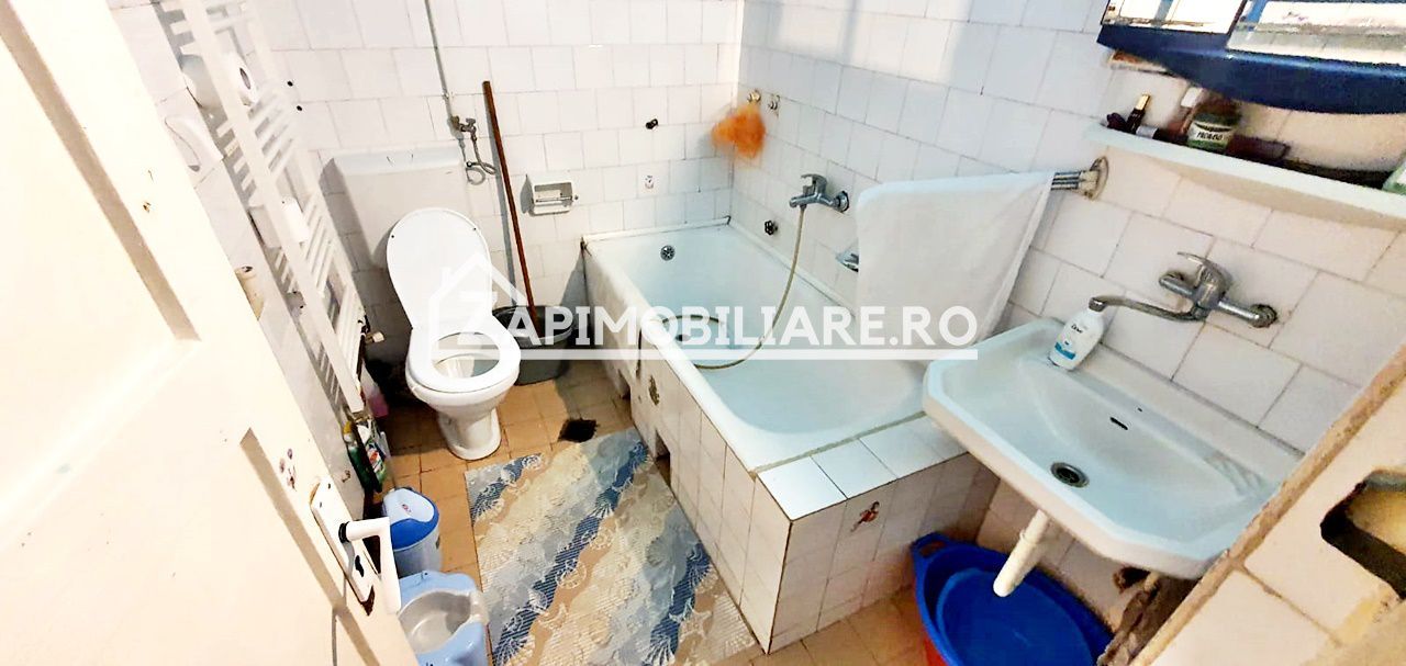 Casa singur in curte - Mureseni - Poză 10