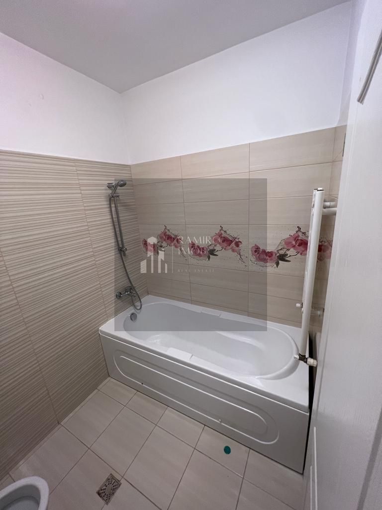 Apartament tip studio 40 mp/ Metalurgiei/ sector 4/ AN 2000 - Poză 12
