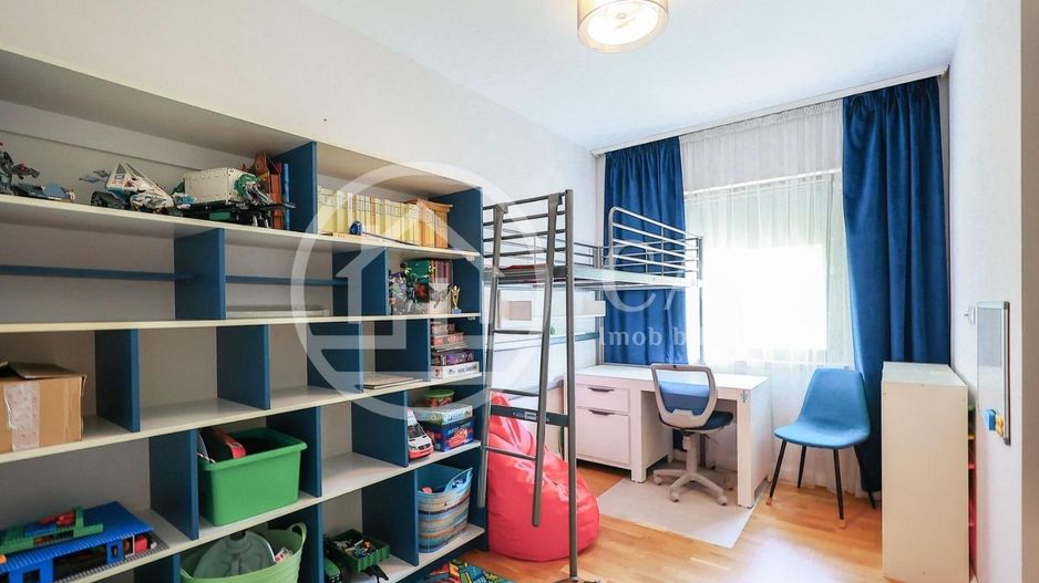 Vila cu piscina de vanzare - P+E str.Adevarului, Oradea - Poză 31