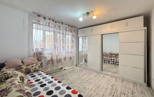 Apartament 4 camere | Semiluna | etaj 5 | lift nou | 125 000 euro