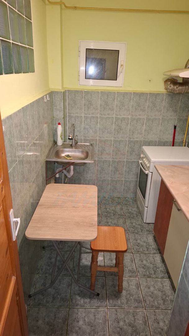 Apartament cu 2 camere de vanzare in CENTRU - Poză 14