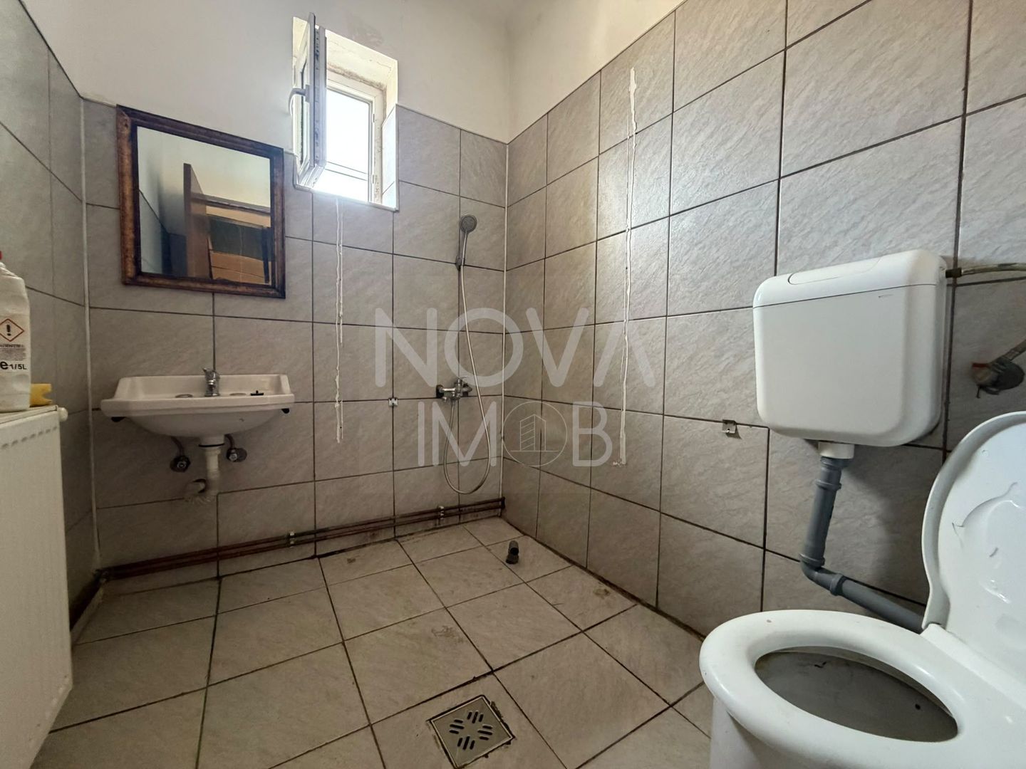 Casa individuala de vanzare cu COMISION 0, Zona Lazaret / Lupeni - Poză 13