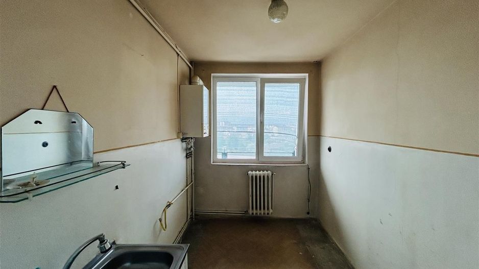 Apartament de vanzare 2 camere cu balcon mare și pivniță, zona Rahovei - Poză 8