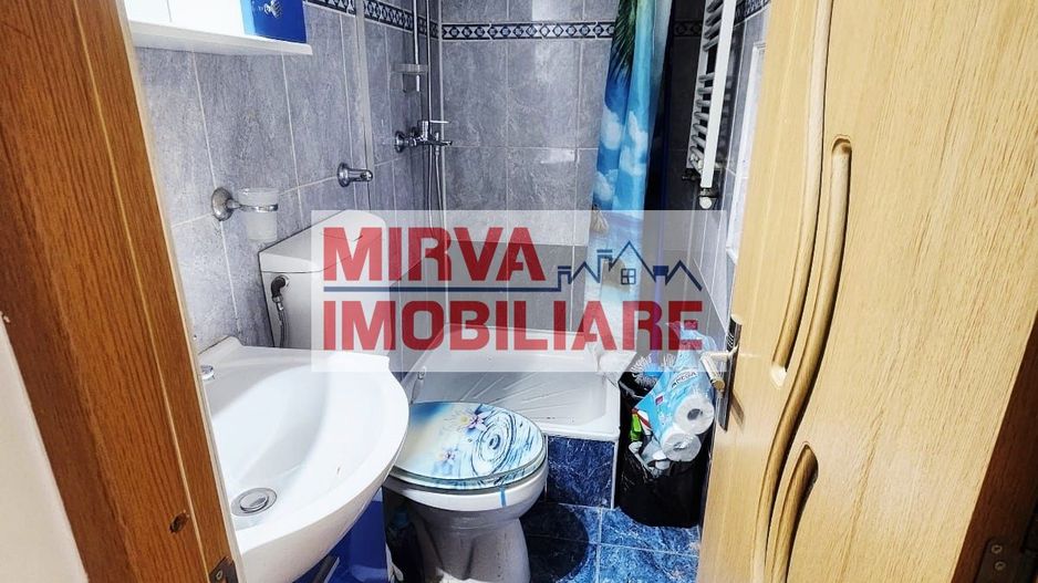 Investiție ideală în centrul Ploieștiului – 2 camere, 30.500 € neg. - Poză 12