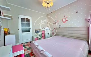 Apartament cu 3 camere situat în zona Decebal - Poză 2