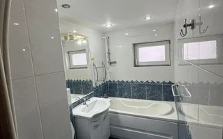 Apartament cu 4 camere in Nufarul - Poză 12
