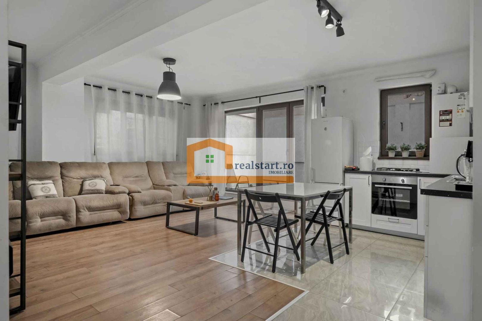 Baneasa, Langa Spitalul Regina Maria, acces lift, curte 22mp, parcare - Poză 3