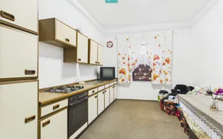 Casă Individuală cu spațiu comercial - Variaș - Poză 25