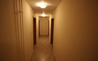 Vila  destinatie camin batrani - Poză 35