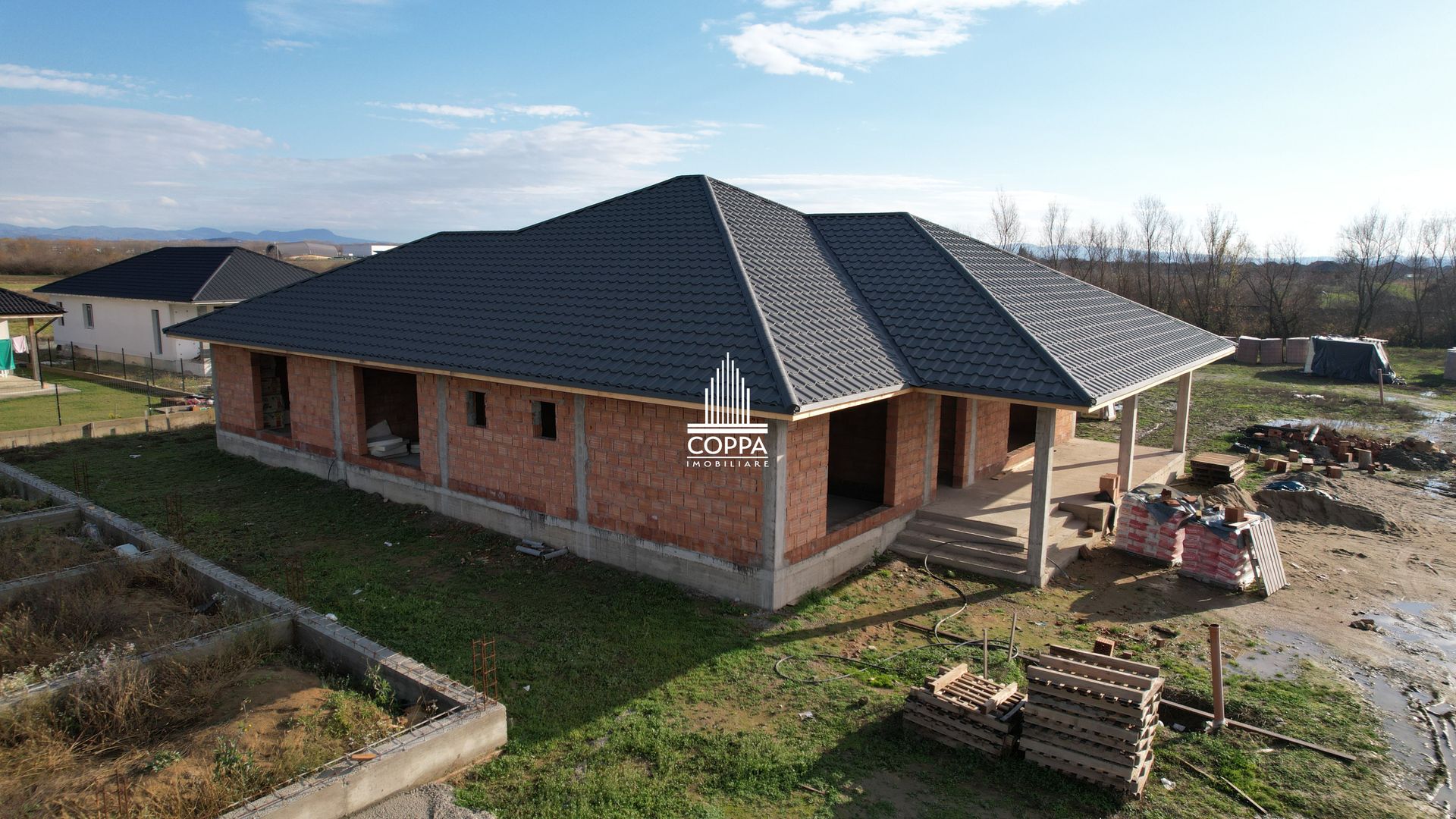 Casa la roșu 242 Mp Utili / Sat Săsar - Poză 3