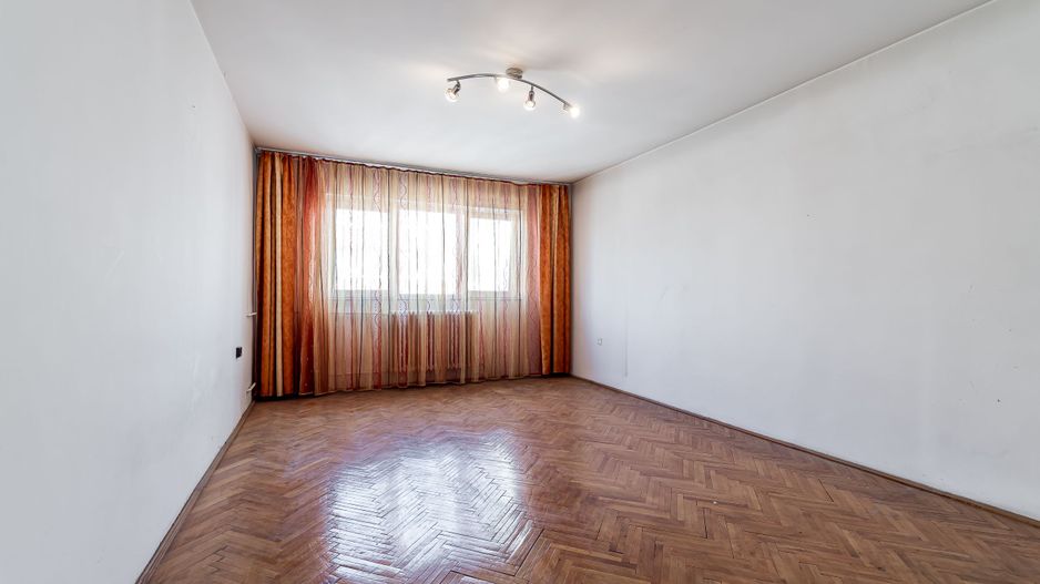 Apartament spatios cu 2 camere decomandat la etajul 3 Comision 0 - Poză 1