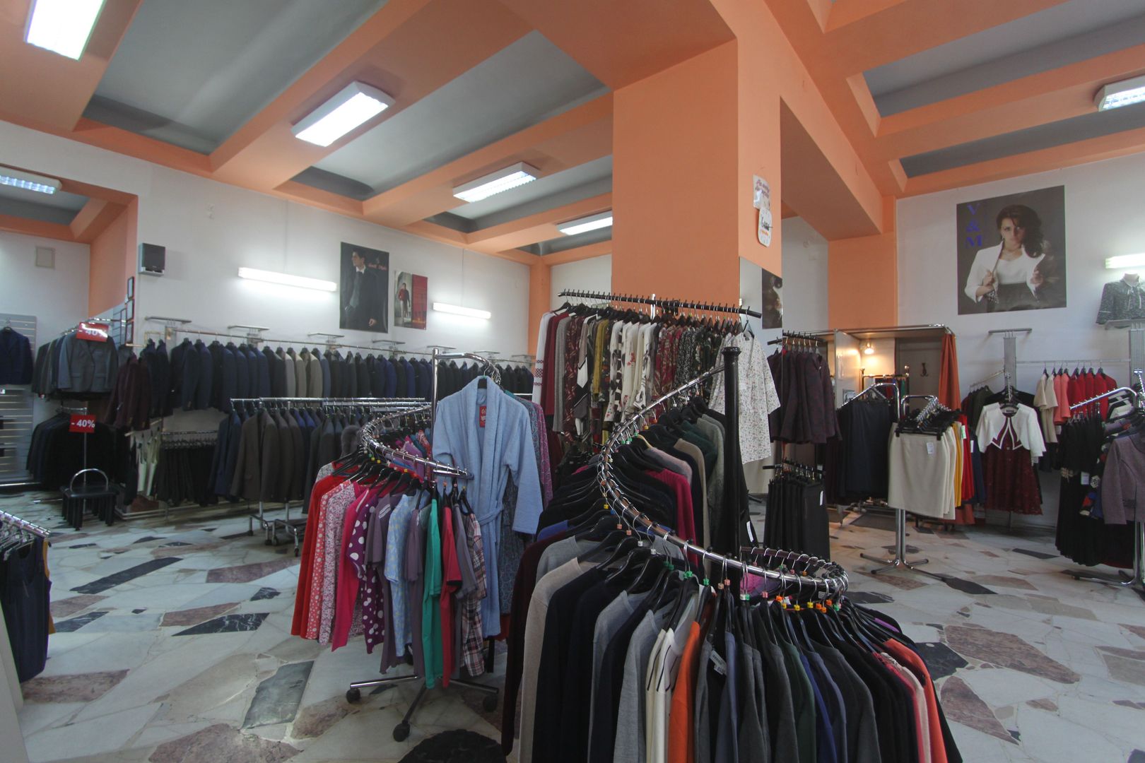 Spațiu comercial - 173mp  în zona Centrala - Poză 2