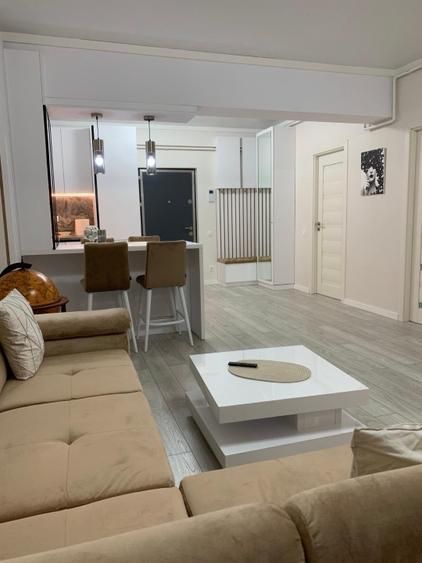 De inchiriat apartament 2 camere bloc Riviera faleza Dunării , 750 Euro - Poză 4