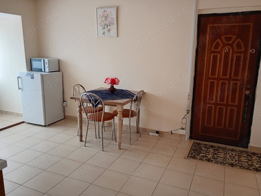 Vind apartament 2 camere 60 m2  mobilat complet cu 2 balcoane. - Poză 1