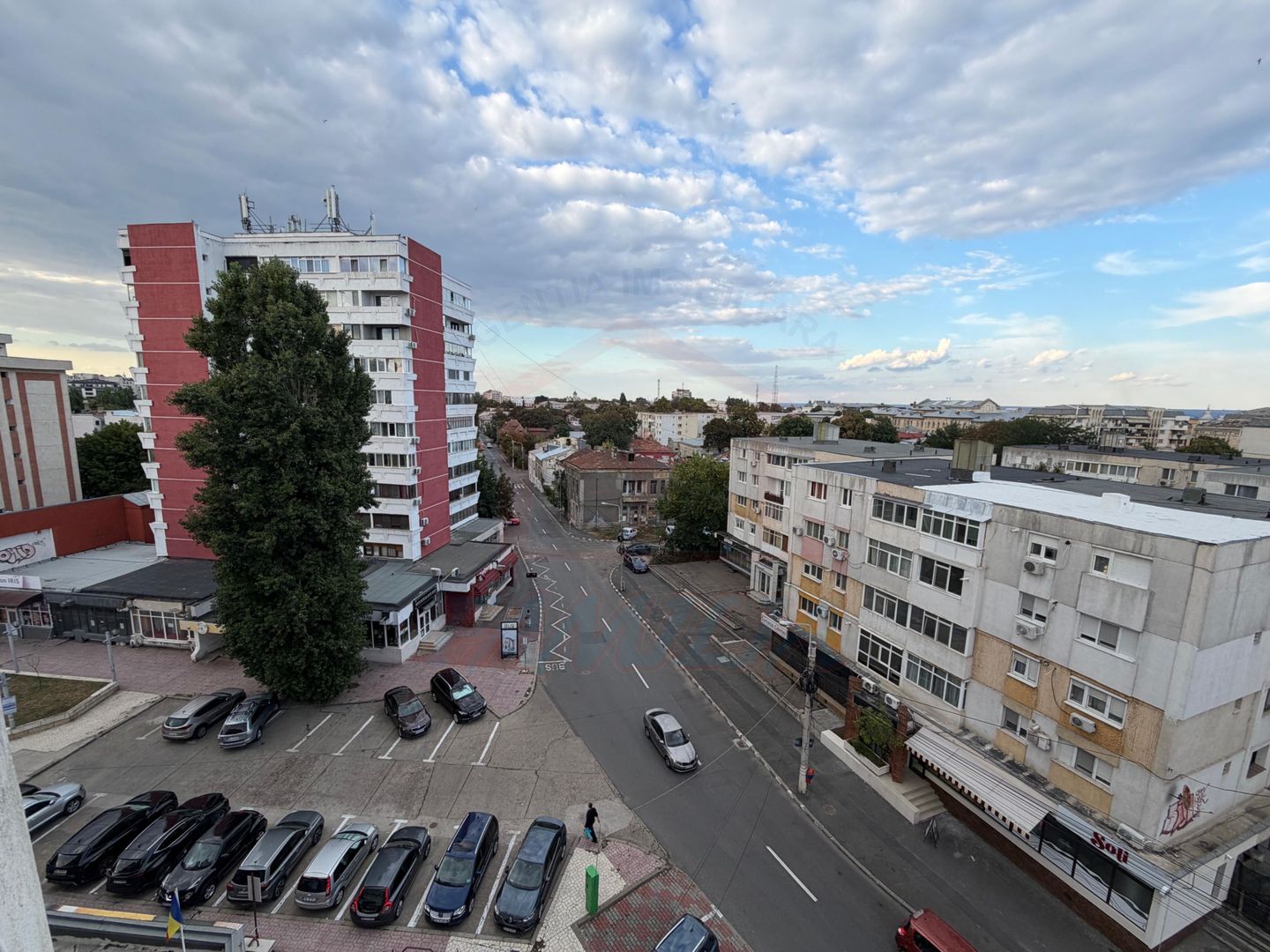 APARTAMENT 4 CAMERE | Piața Centrală | 700 €/lună - Poză 9