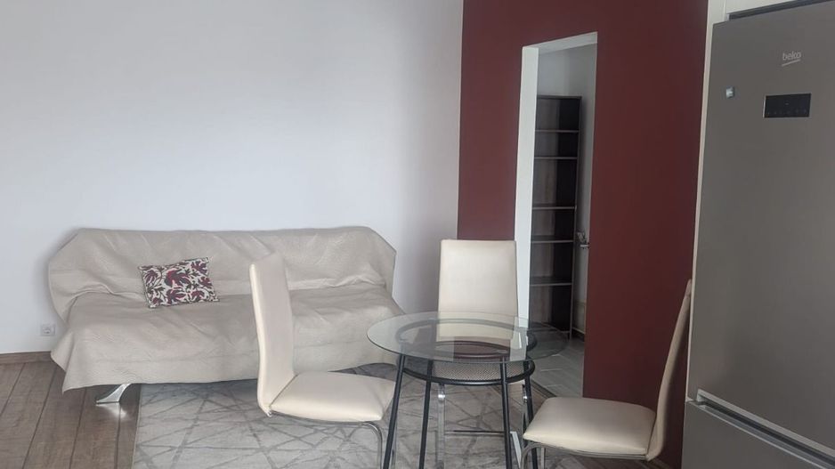 Închiriere 3 Camere, 90mp, Rahova - Sebastian, Centrală Proprie - Poză 2