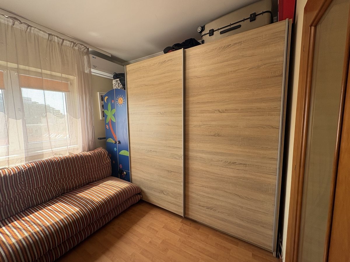 Vânzare Apartament 4 Camere cu Centrală pe Calea Vitan între Mall și Mihai Bravu - Poză 8