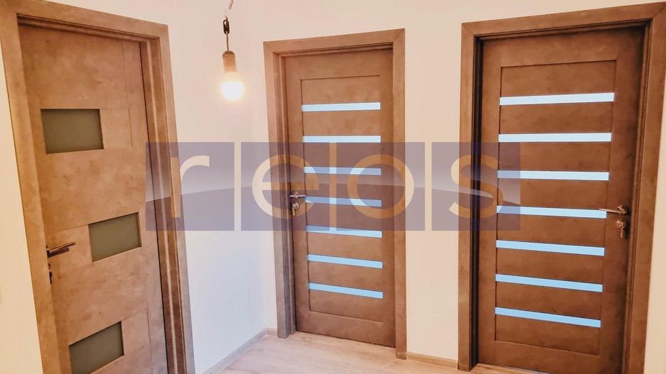 VILA DE VANZARE | 5 CAMERE | BURIAS - Poză 12