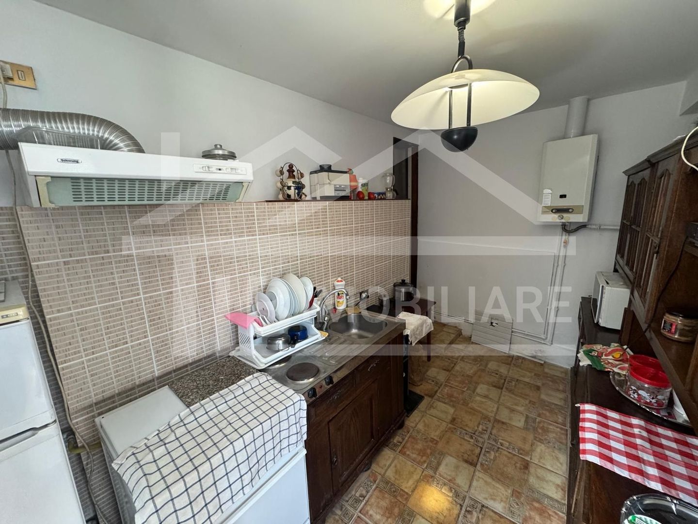 Casa cu 3 camere, 2300mp teren, zona SubPadure - Poză 8