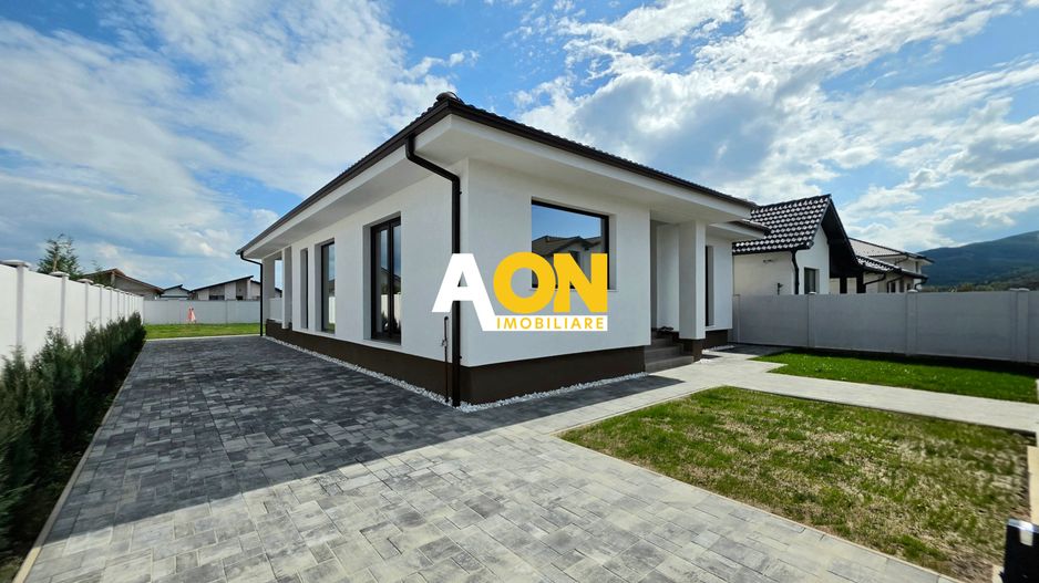 Casă Individuală de Vânzare, 4 Camere, 500mp Teren, Zona Alba Micești - Poză 1